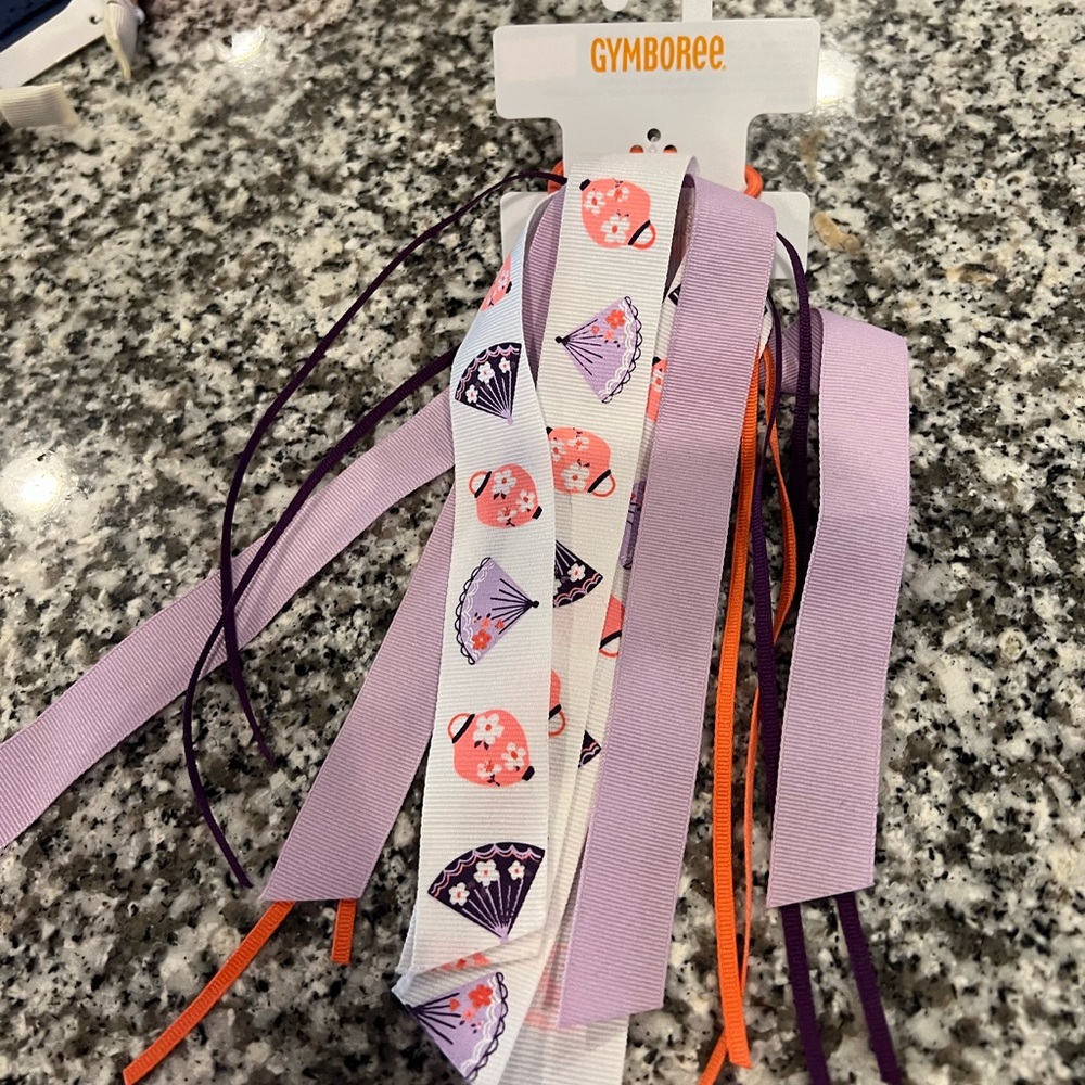 5/$10 Japanese themed ponytail holder by Gymboree